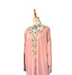 Gandoura longue rose brodée femme – Image 3